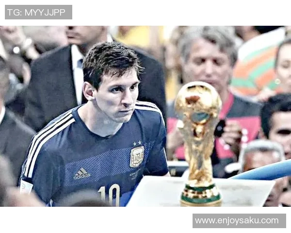 震惊世界的足球明星意外身亡背后的故事与影响解析